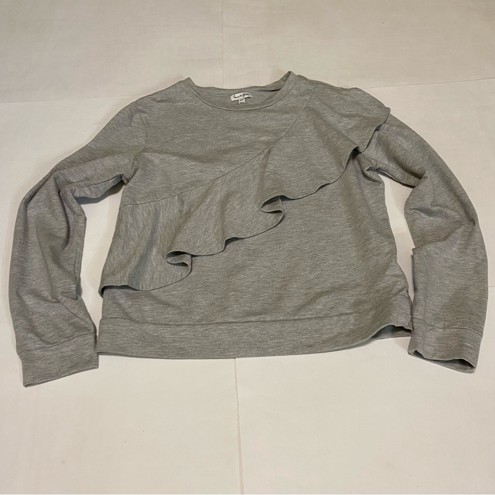 ⭐️love, Fire Gray Ruffled Sweatshirt